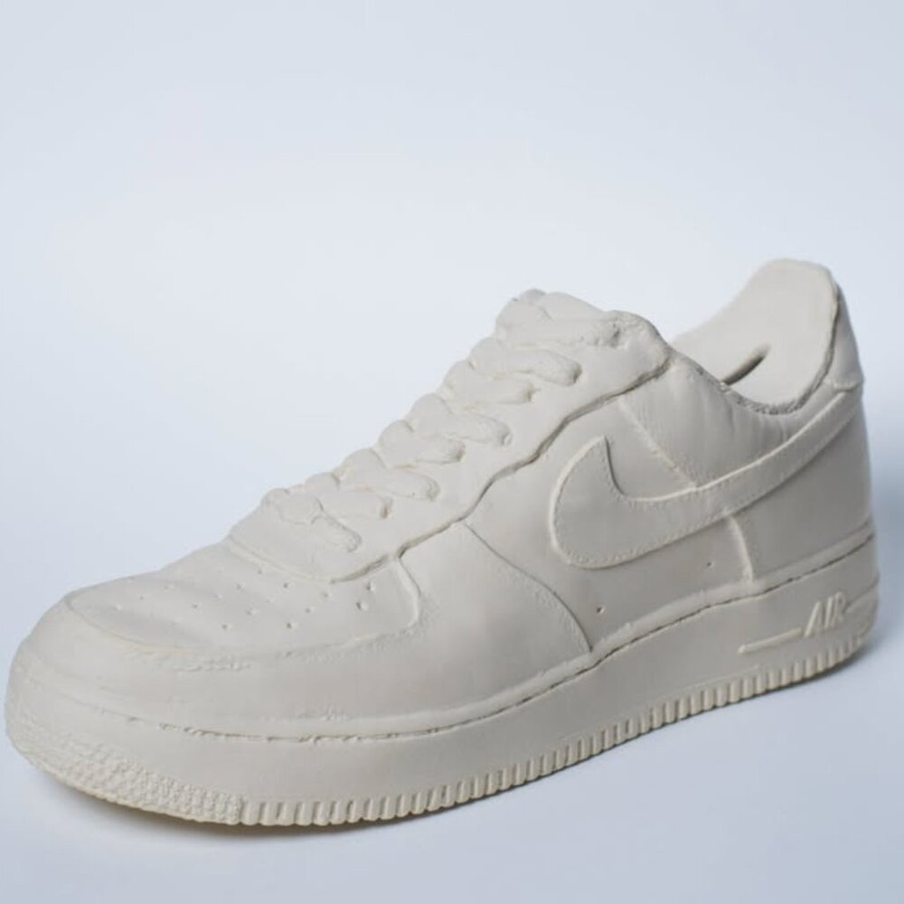 Rare Customizable Nike Air Force 1 Ceramic Coin Bank – Sneaker Collectible